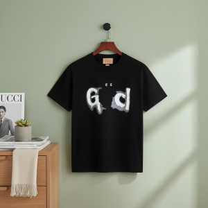 Gucci Black Graphic Logo Cotton T-Shirt Men’s Fashion