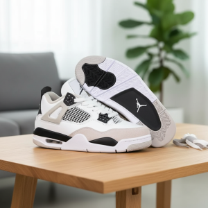 Nike Air Retro 4 White Black Sneakers