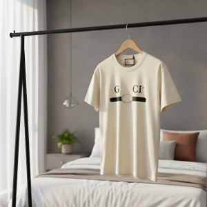 Gucci Logo Print Beige Cotton T-Shirt