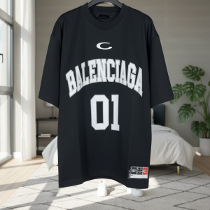 Balenciaga 01 Black Graphic Cotton T-Shirt Men