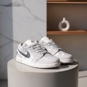Nike Gray Camo Low Top Sneakers