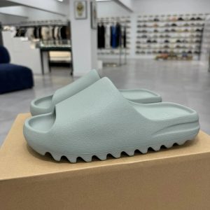 Nike Foam Slide Sandals Light Green Comfort Slippers