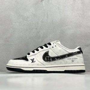 Nike White Black Casual Low Top Sneakers
