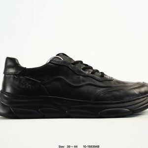 Ecco Men’s Black Leather Casual Walking Shoes