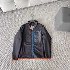 Patagonia Men’s Fleece Softshell Outdoor Jacket Black