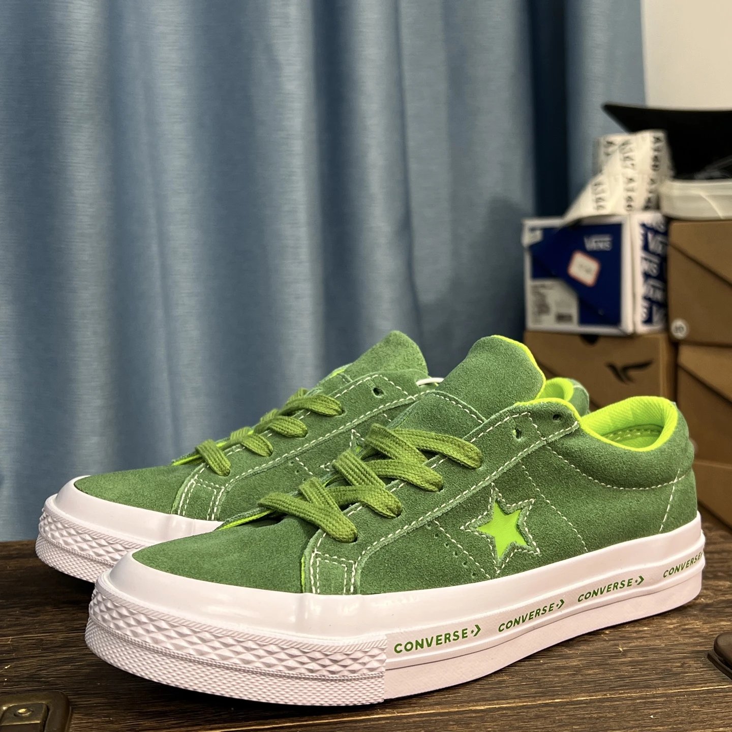 Converse Green Star Low Top Sneakers - Buy at Kakobuy Spreads
